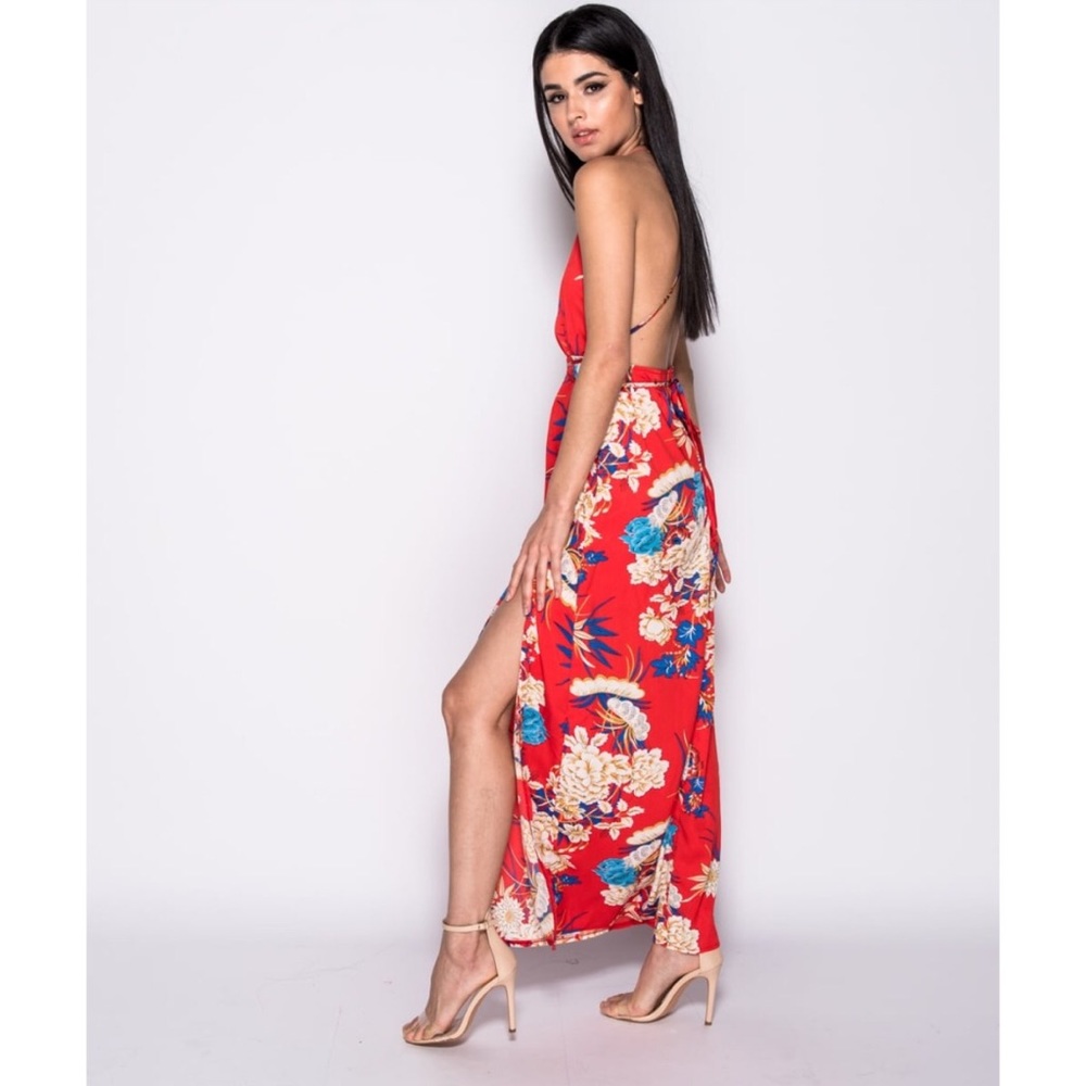•LAST 2• Red Floral Slit Plunging Backless Maxi